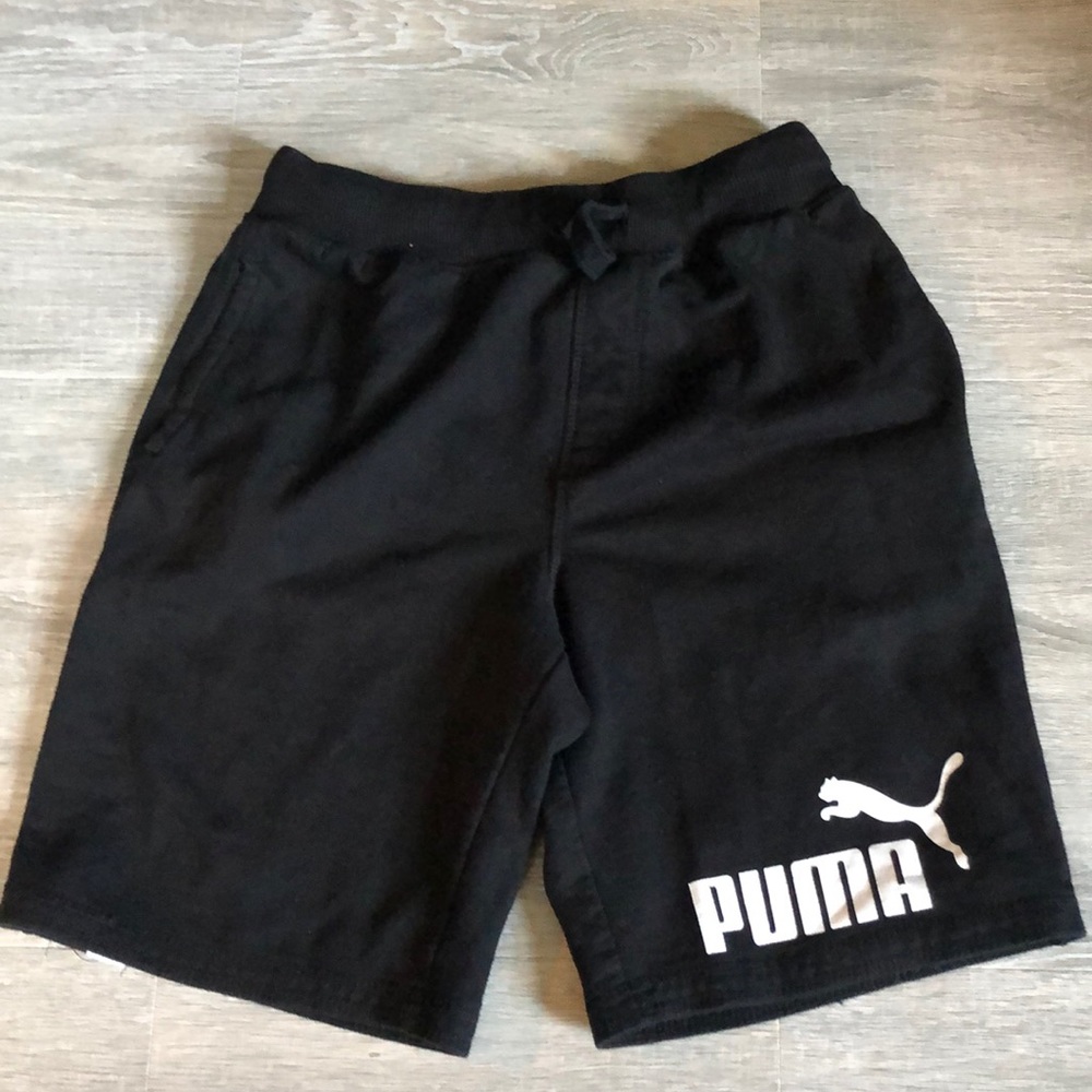 Kids size large puma shorts like new